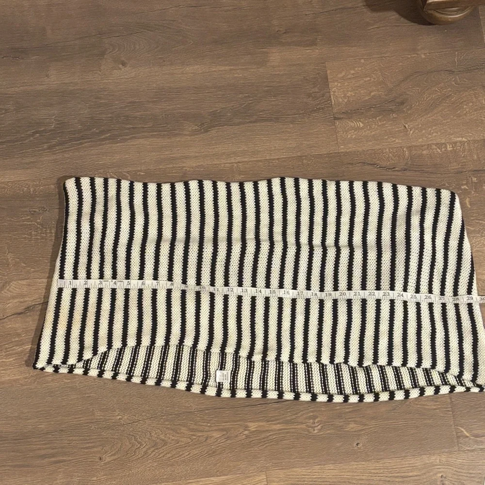 Lot of 8 scarves / wraps